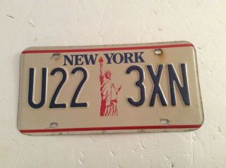 Good Vintage York State Liberty License Plate (u22 3xn)