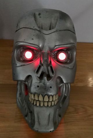 Terminator T - 800 Endoskeleton Resin Skull Bust