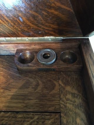 Oak Puritan Victrola 11
