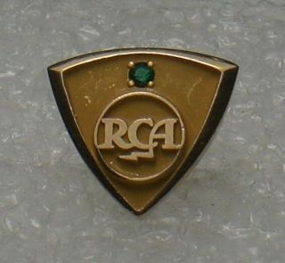 Vtg.  RCA Radio,  TV,  Electronics Co.  logo 10K emblem employee service award tie pin 3