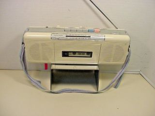 Realistic Am Fm Stereo Cassette Recorder Scr - 34 Cat No: 14 - 752a