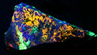 Hardystonite,  willemite fluorescent minerals four color,  Franklin,  NJ 6