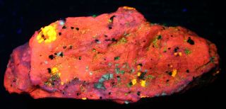Third Find wollastonite,  barite fluorescent minerals,  Franklin,  NJ 5