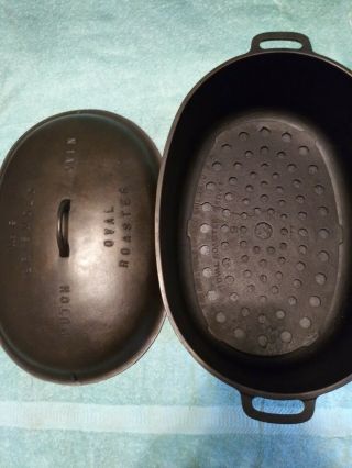 Griswold No.  9 LBL EPU 649 Fully Marked Cast Iron Oval Roaster W/ Lid And Trivet 2