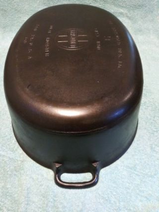 Griswold No.  9 LBL EPU 649 Fully Marked Cast Iron Oval Roaster W/ Lid And Trivet 5