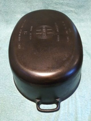 Griswold No.  9 LBL EPU 649 Fully Marked Cast Iron Oval Roaster W/ Lid And Trivet 6
