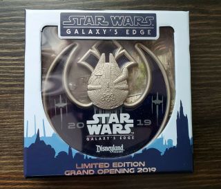 Limited Edition Disneyland Star Wars Galaxy’s Edge Grand Opening Media Pin 2019