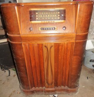 L - 915 Model General Electric Antique Tube Amp Console Radio Wood 1941