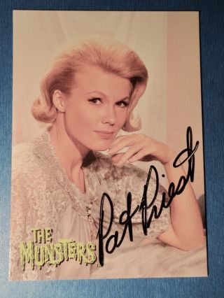 Dart 1997 The Munsters Pat Priest / Marilyn Munster A1 Autograph Card 2 X Signed