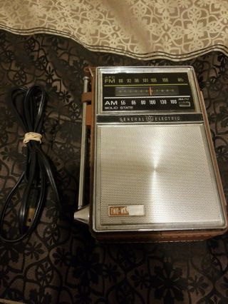 Rare Vintage Ge Portable Radio Am/fm 2 - Way Power General Electric 7 - 2877f