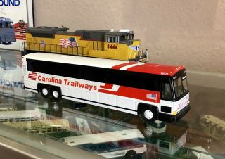 Custom Corgi Mci Carolina Trailways Model Bus Toy 1/50 Scale