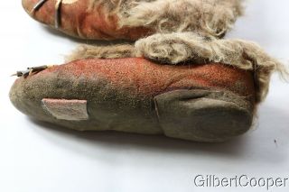 SIOUX QUILLED MOCCASINS WITH DROPS - BUFFALO FUR 4