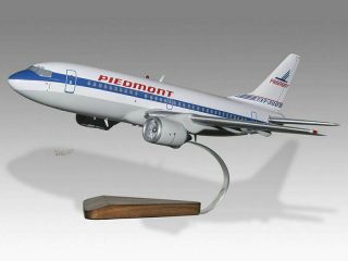 Boeing 737 - 300 Piedmont Airlines Solid Kiln Dried Mahogany Wood Desktop Model