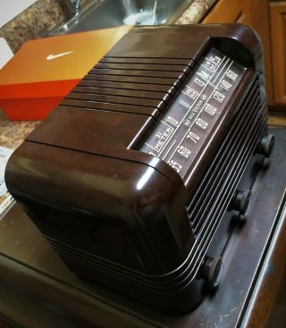 RCA Model 56X11 AM/SW AC/DC Table Radio 4