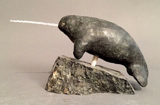 Inuit Art Eskimo Carving Sculpture stone collector Narwhale Hotman 65982 1990 3