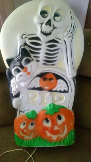 Sunhill Holloween Blow Mold 2 Sided Cat Pumkins Skeleton Tombstone