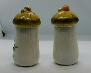 Merry Mushroom Ceramic Salt & Pepper Shakers by Sears 1978 Made in Japan 2