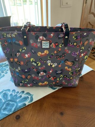 Disney Dooney And Bourke Villains Tote And Wallet