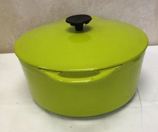 Le Creuset French Enamelware Green 22 Dutch Oven With Lid Cast Iron 2