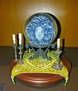 Haunted Mansion Madame Leota Crystal Ball Seance Room Figurine Nrfb