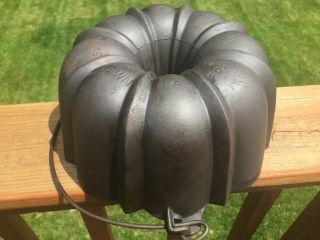 FRANK HAY & SONS Griswold Cast Iron Cake Mold Bundt Pan Bread Mold Johnstown PA 6