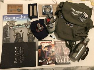 Disneyland Star Wars Galaxy’s Edge Resistance Back Pack and gifts 8