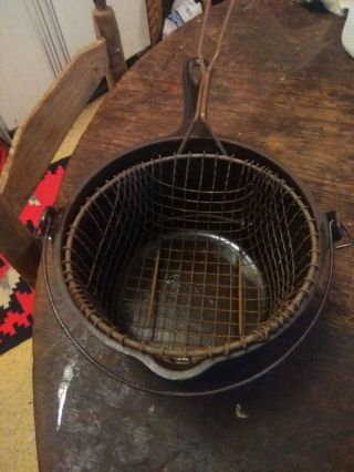 Antique Wagner Ware Cast Iron Deep Fryer 1265 With Basket.