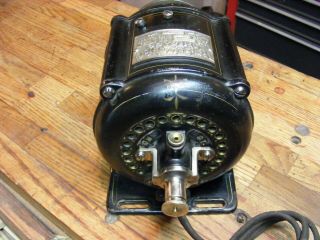 Antique Electric Motor Emerson 1/20hp VICTOR ELECTRIC Co.  No.  801277 4