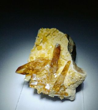 Wow - Fluorescent Gem Barite & Yellow Calcite Crystals,  Mine South Dakota