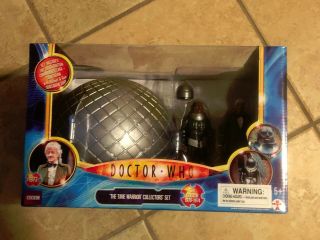Doctor Who - 3rd Doctor - " The Time Warriors " Sontaran & Ship Action Figure Set