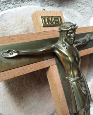 Vtg 1958 Cross Crucifix Personalized Wood Brass St Sebastian School Akron Oh 10 "