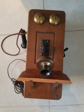 “country Belle” Antique Wall Telephone Tube Radio