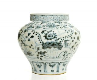 A Chinese Yuan - Style Blue And White Porcelain Jar