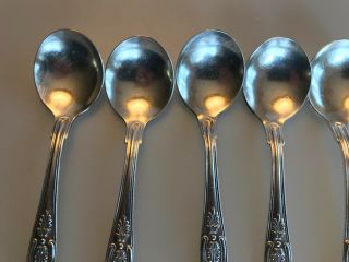 5 REED & BARTON KINGS SHELL HOTEL PLATED SILVER ROUND SOUP SPOONS FAIRMONT SF 4