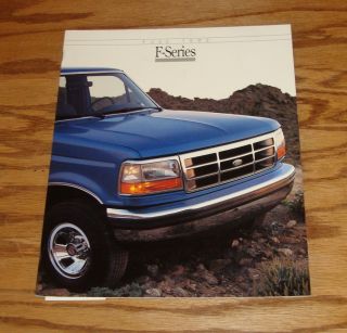 1992 Ford F - Series Pickup Truck Sales Brochure 92 F - 150 F - 250