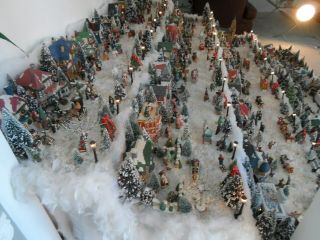 Christmas Village - Over 45 Houses,  Hundreds of Horse Carriges,  People,  Trees,  Etc 3