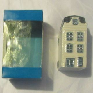 Klm Royal Class House With Box.