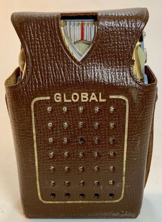 Vintage Global 6 Transistor Radio