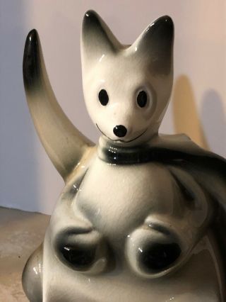 1956 Fine Ent Inc.  Gray Ceramic Boxing Kangaroo Dresser Caddy Valet Pulp Fiction 2