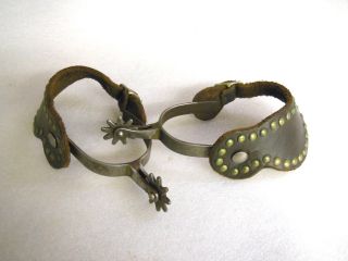 Vtg Pair Kelly Brothers Western Cowboy Spurs W/ Engraved Detail & Leather Straps