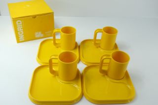 Ingrid Plastic Chicago Stackable Yellow 4 Piece Tray And Mug Set W Box Picnic