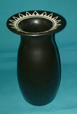 Steve Smith Six Nations Talking Earth Pottery Vase 1983 Mohawk Native art 4