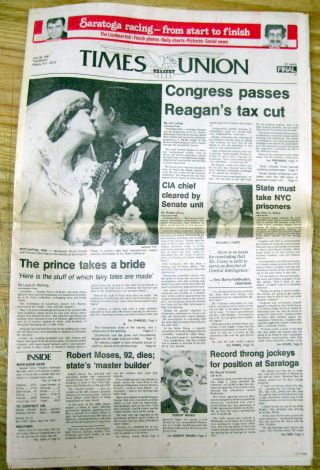 2 1981 newspapers British PRINCE CHARLES MARRIES DIANA SPENCER in ROYAL WEDDING 4