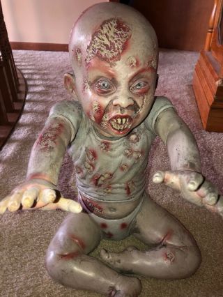Spirit Halloween Zombie Baby Rare Htf 2013 Scare Kid Gemmy Morbid 2