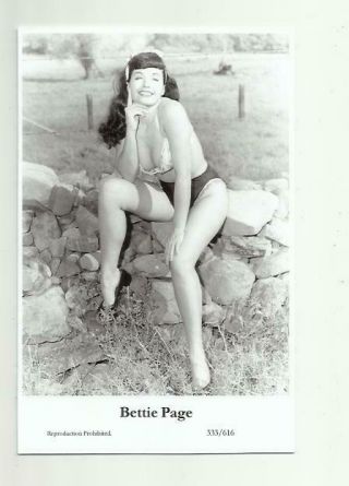 (n457) Bettie Page Swiftsure (333/616) Photo Postcard Film Star Pin Up