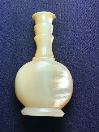 ANTIQUE VINTAGE MOTHER OF PEARL SCENT PERFUME OR SNUFF BOTTLE 3