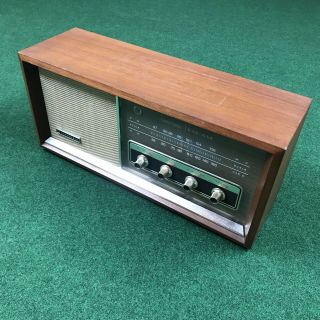 Vintage 1967 Panasonic Re - 756 Solid State Am/fm Table Top Radio Wood Case Knobs