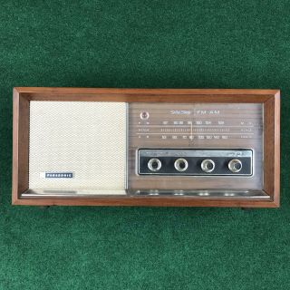 Vintage 1967 Panasonic RE - 756 Solid State AM/FM Table Top Radio Wood Case Knobs 4