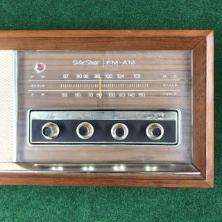 Vintage 1967 Panasonic RE - 756 Solid State AM/FM Table Top Radio Wood Case Knobs 6