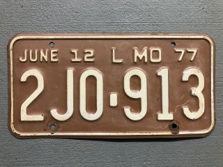 Vintage 1977 Missouri License Plate Brown/ White 2jo - 913